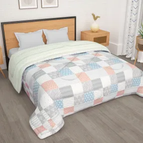 180 GSM Peach Geometric Microfiber Fusion Reversible Double / Single Comforter