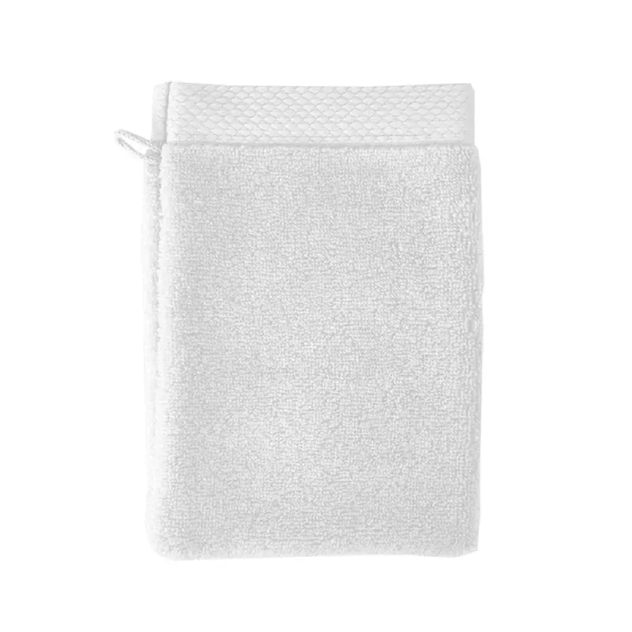 Elea White Bath Towel Collection