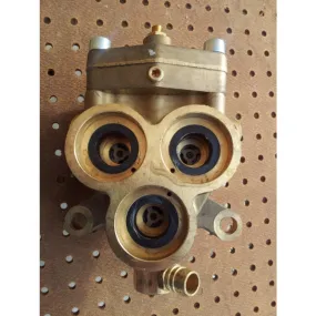 Gerni 660A Cold Water Pressure Washer Brass Pump Cylinder Head Complete