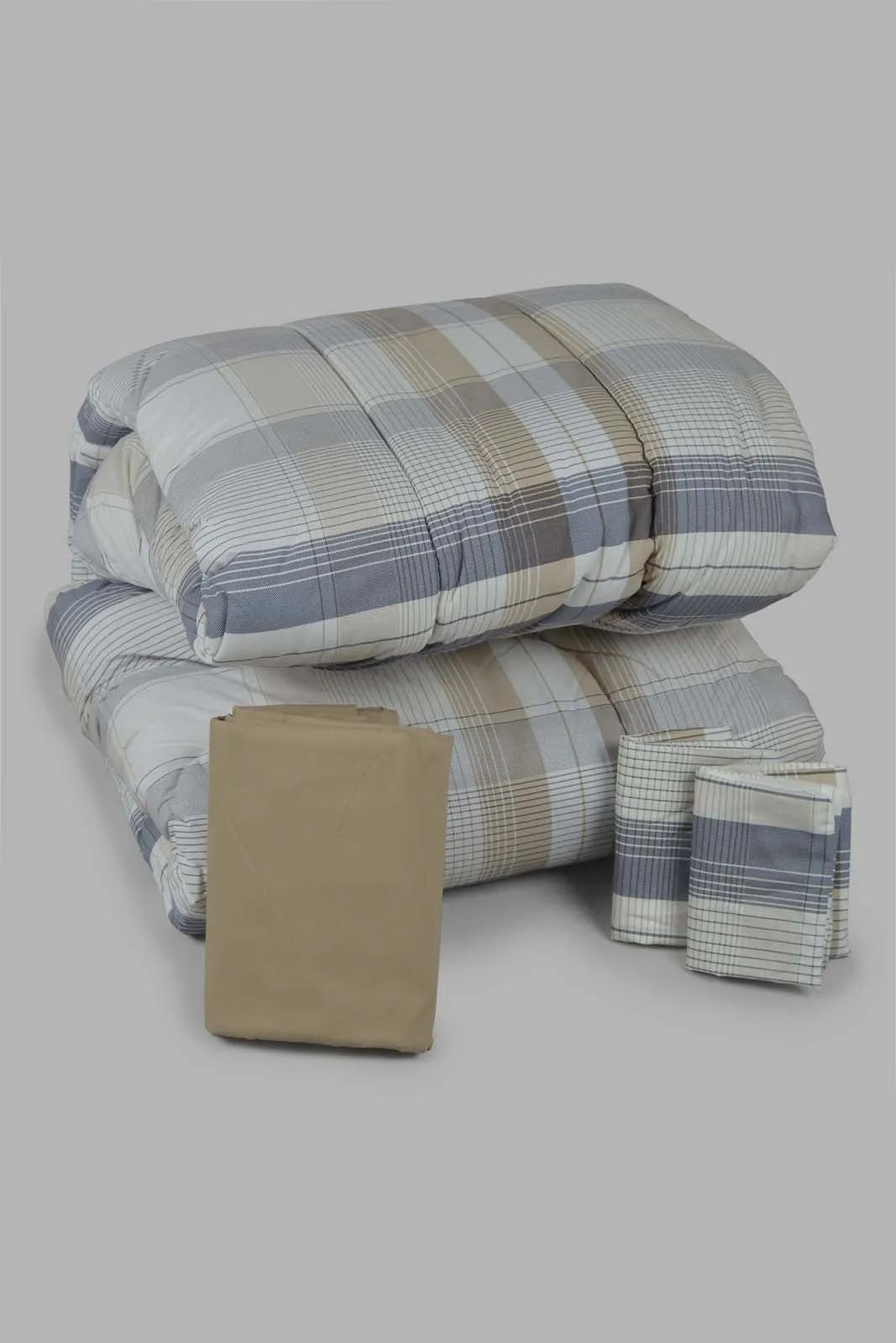 Grey And Beige Checkered 4-Piece Comforter Set (Double Size)