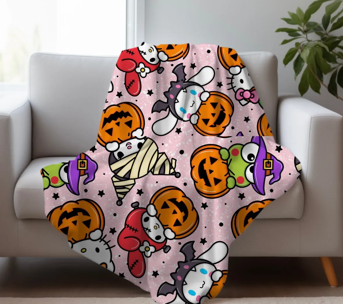 HK Halloween & Friends Blanket