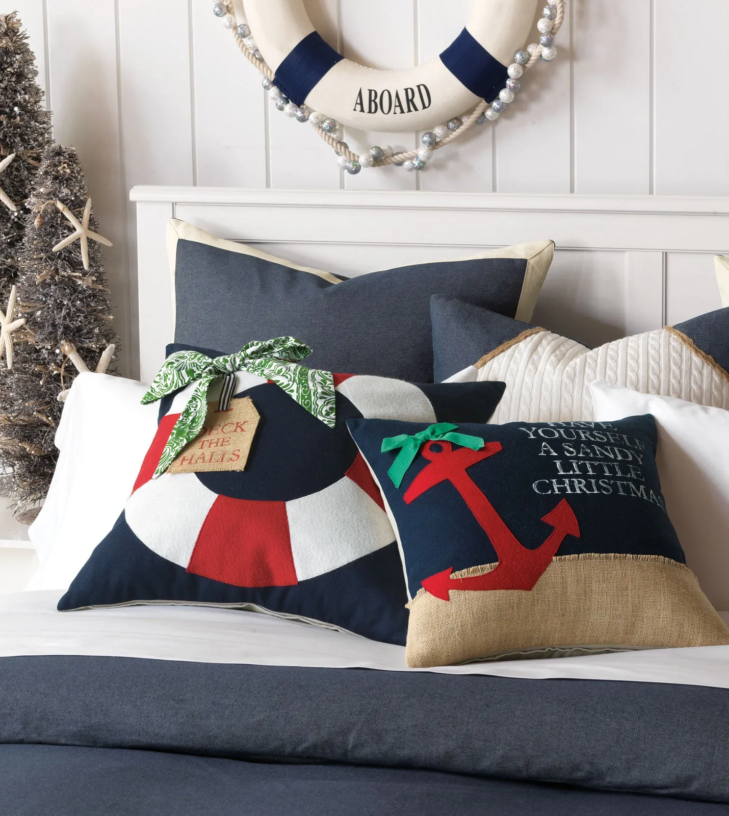 Holiday on Deck Throw Pillow Cover 20x20