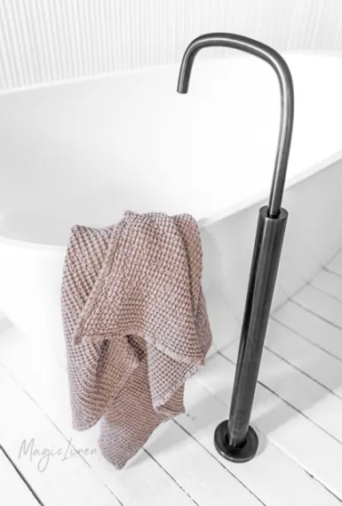 Magic Linen - Waffle Towels in Woodrose