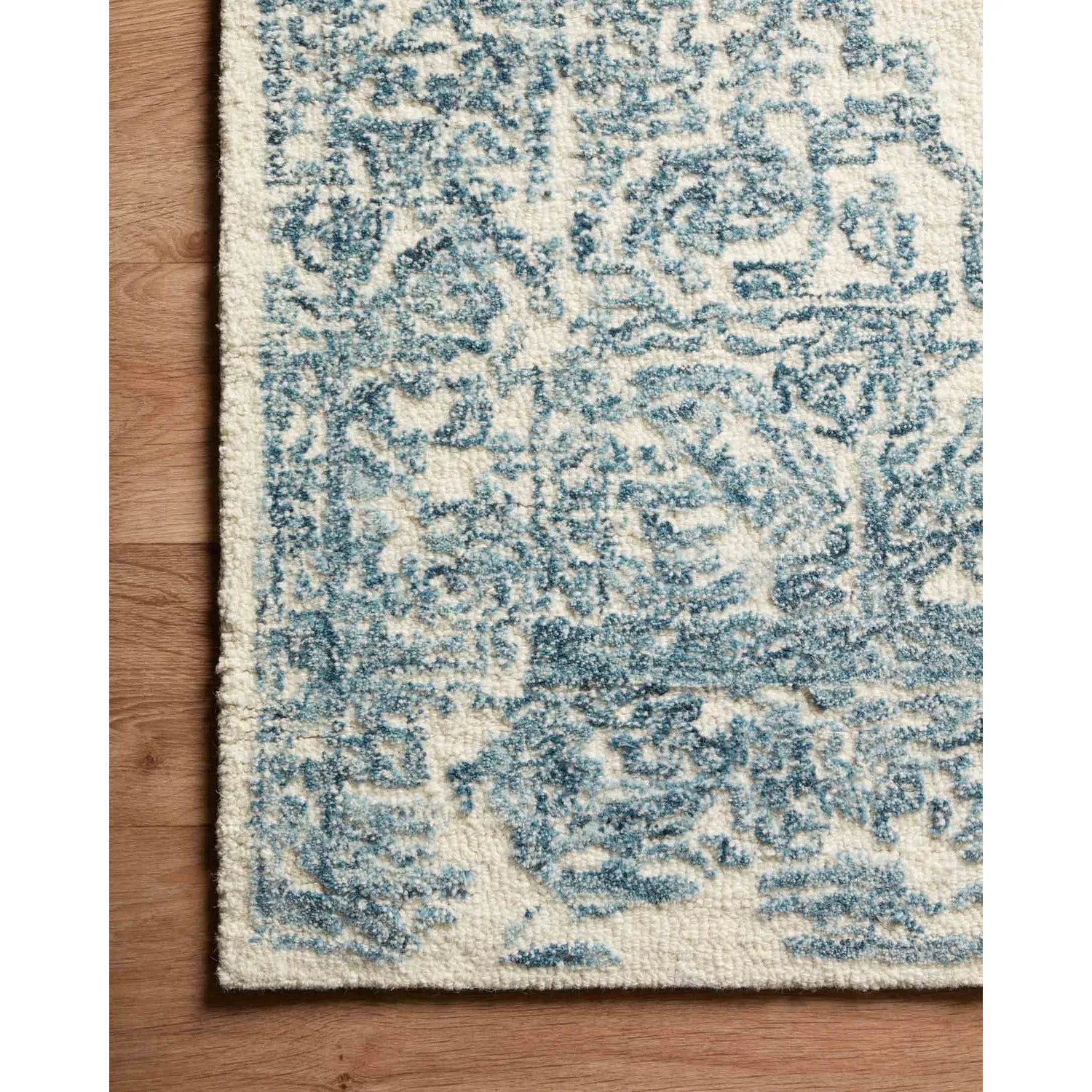 Magnolia Home Annie White/Blue Rug