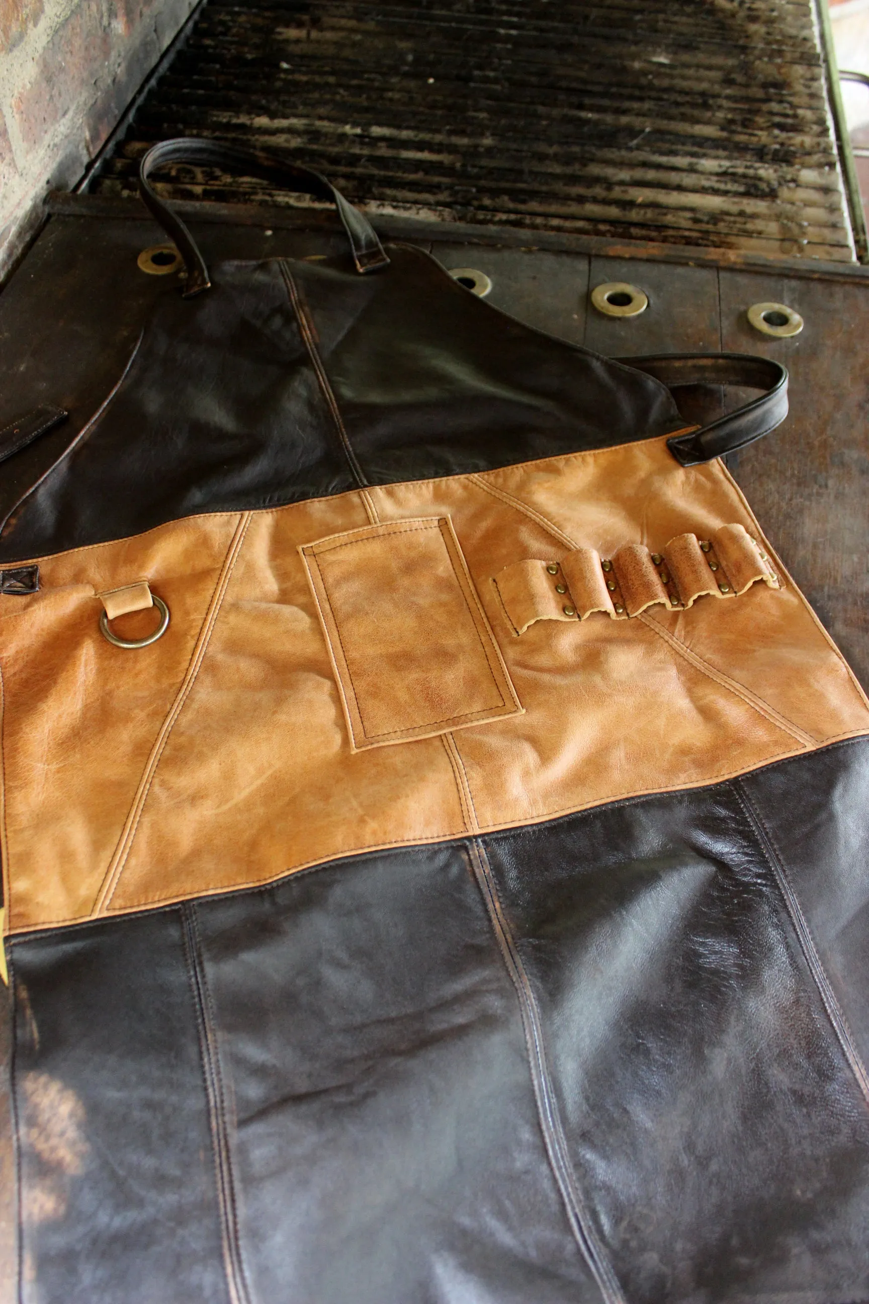 NATHAN Leather Apron in - Dark Brown and Tan Custom-made BBQ Restaurant fashion Name Initials