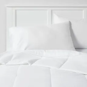 New - King All Season Comforter Insert White - Room Essentials