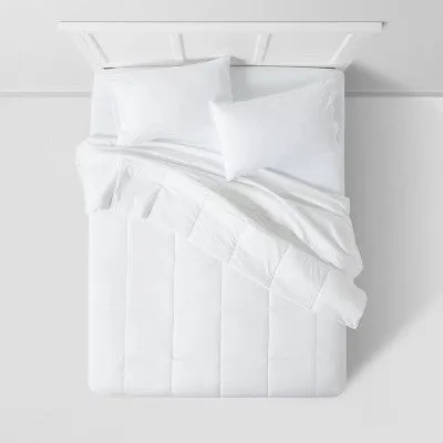 New - King All Season Comforter Insert White - Room Essentials