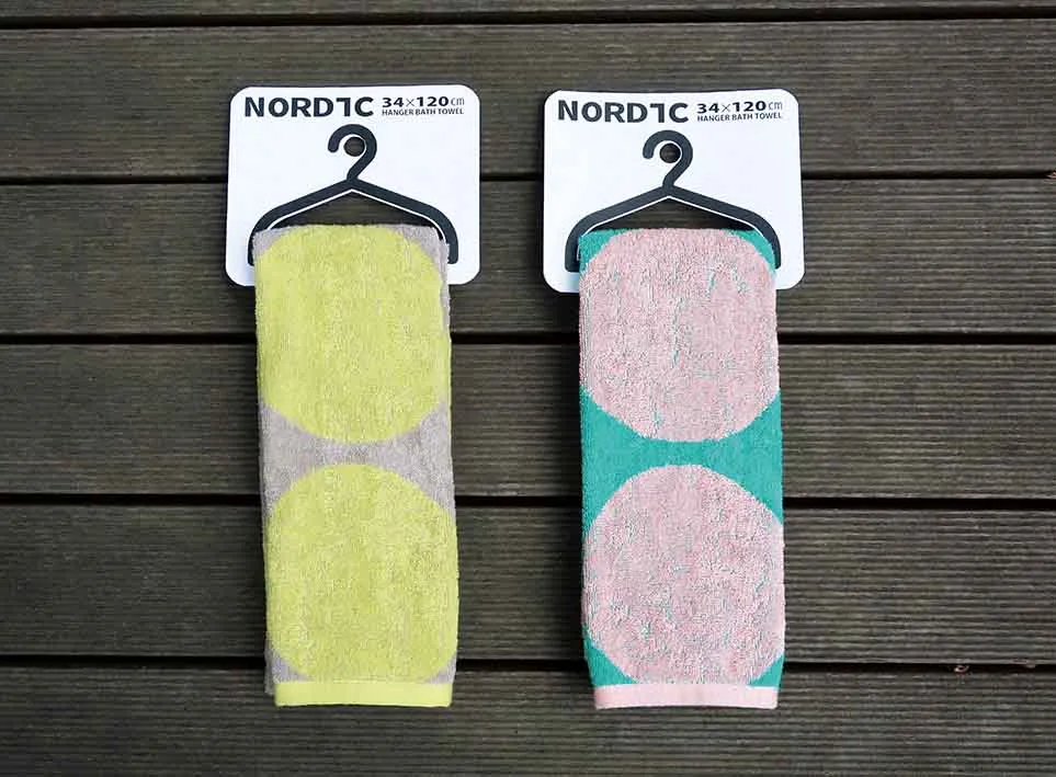 Nordic Bigdot Hanger bath towel