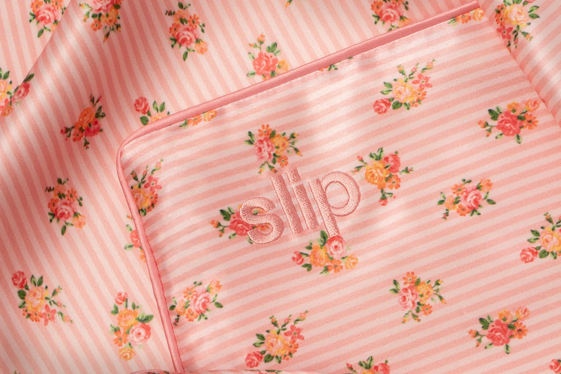 Petal Queen Zippered Pillowcase