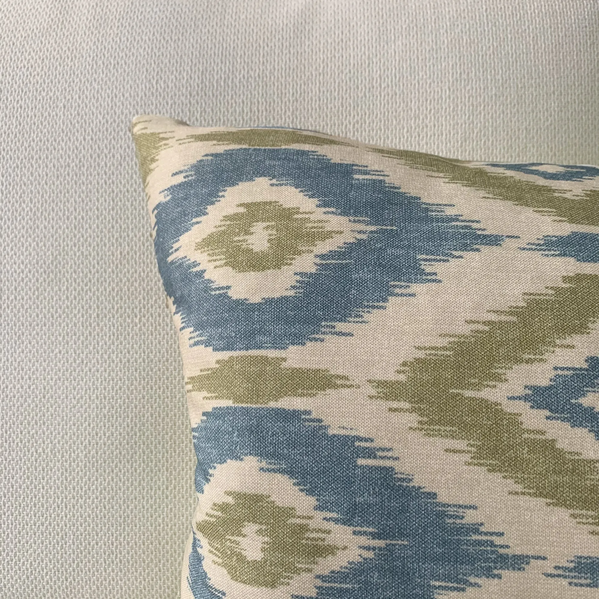 Seagrass Coastal Ikat Lumbar Pillow Cover 15x26