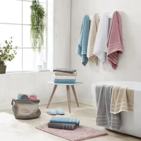 Wakefield 4 Piece Bathroom Towel Set by Laura Ashley